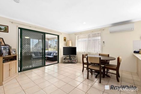 Property photo of 7 Hartley Link Endeavour Hills VIC 3802