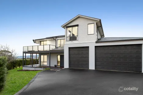 Property photo of 15 Jetty Road Dromana VIC 3936