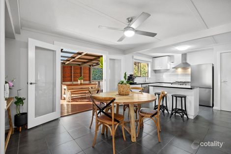 Property photo of 1 Strathdale Crescent Strathdale VIC 3550