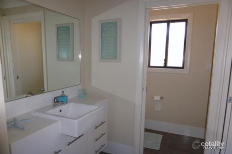 Property photo of 13 Alder Avenue Parkes NSW 2870
