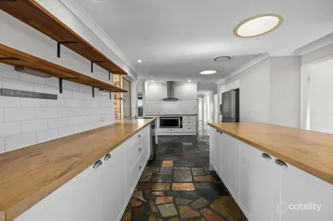 Property photo of 10 Hanlon Court Collingwood Park QLD 4301