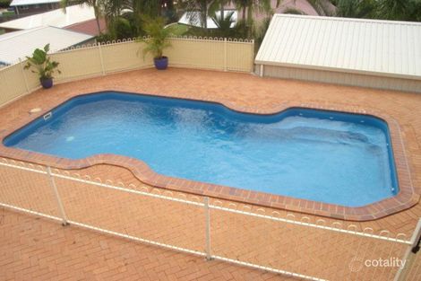 Property photo of 15 Fairbairn Place Clinton QLD 4680