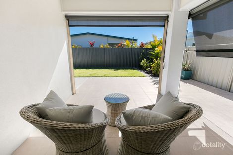 Property photo of 37 The Passage Pelican Waters QLD 4551