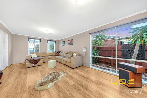 Property photo of 6 Pendle Close Narre Warren South VIC 3805