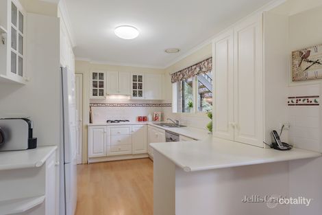 Property photo of 12 Lexham Square Eltham VIC 3095