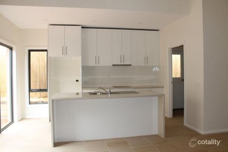 Property photo of 2/13 Powlett Street Maddingley VIC 3340