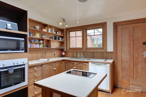 Property photo of 18 Valentine Street New Town TAS 7008