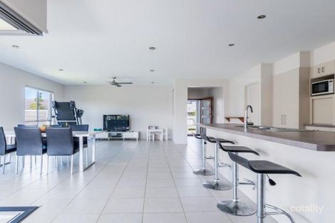 Property photo of 4 Clarence Place Sippy Downs QLD 4556