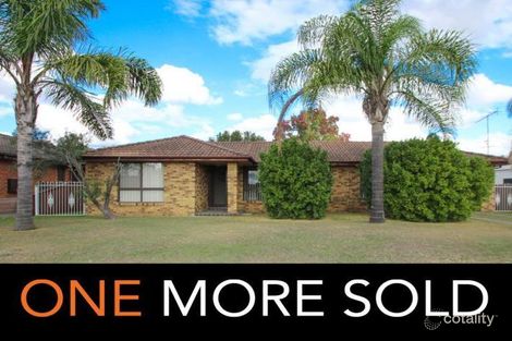 Property photo of 40 Acacia Circuit Hunterview NSW 2330