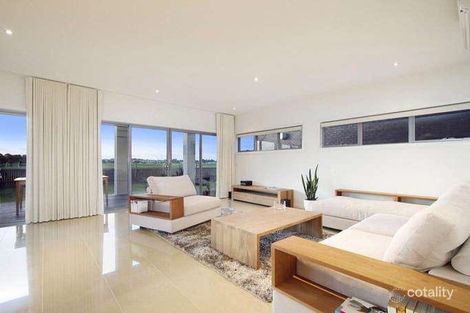 Property photo of 52 Wetland Drive Patterson Lakes VIC 3197