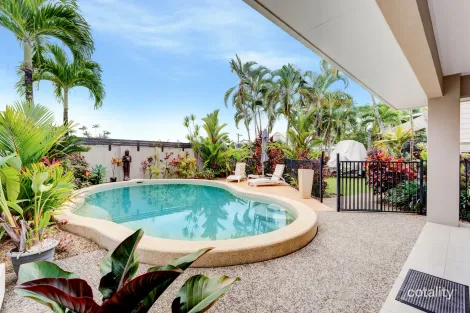 Property photo of 7 Pacific Parade Mission Beach QLD 4852