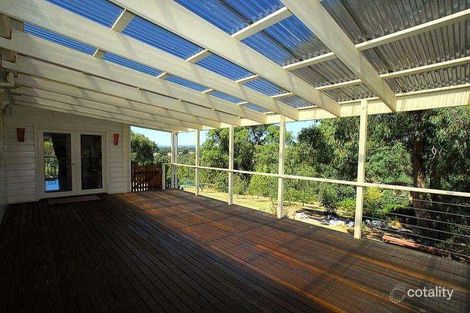 Property photo of 22 Yuruga Drive Macclesfield VIC 3782