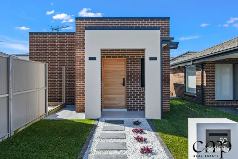 50 Norfolk Bvd, Spring Farm, NSW 2570