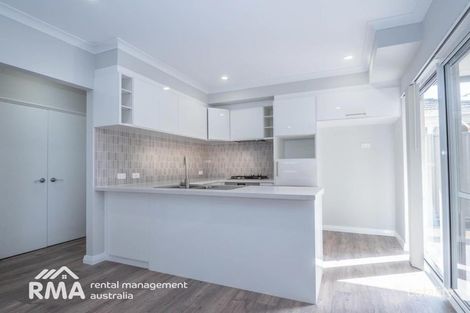 2/13 Somers St, Belmont, WA 6104