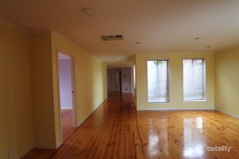 Property photo of 4 Heritage Drive Mill Park VIC 3082