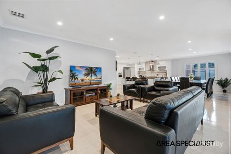 Property photo of 2 Cobblestone Lane Sunbury VIC 3429