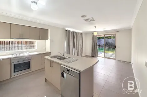 Property photo of 12 Gleeson Court Maddingley VIC 3340