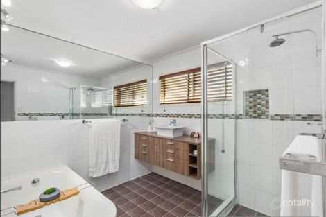 Property photo of 12 Albert Street Victoria Point QLD 4165