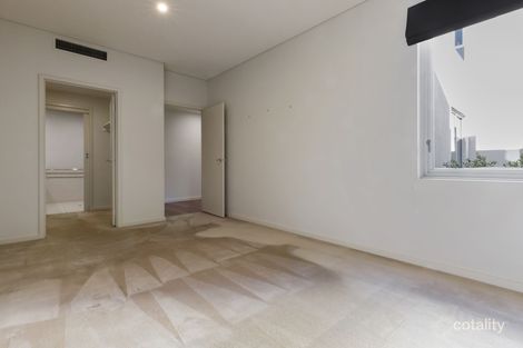 Property photo of 80 Bay Street Port Melbourne VIC 3207