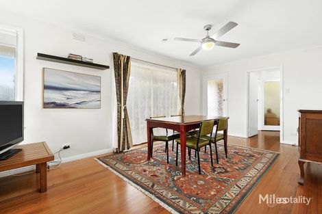 Property photo of 136 Mountain View Parade Rosanna VIC 3084