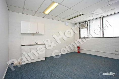 Property photo of 2/28 Devlan Street Mansfield QLD 4122