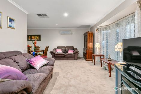 Property photo of 16 Coriyule Court Cranbourne North VIC 3977