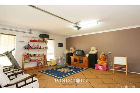 Property photo of 8 Pinebark Avenue Oxenford QLD 4210