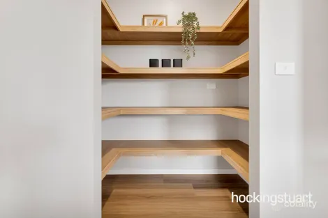 Property photo of 89 Molesworth Crescent Donnybrook VIC 3064