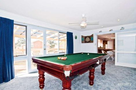 Property photo of 2 Woolmer Court Croydon Hills VIC 3136