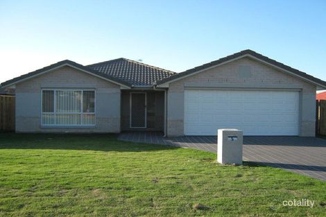 5 Mia Ct, Nikenbah, QLD 4655