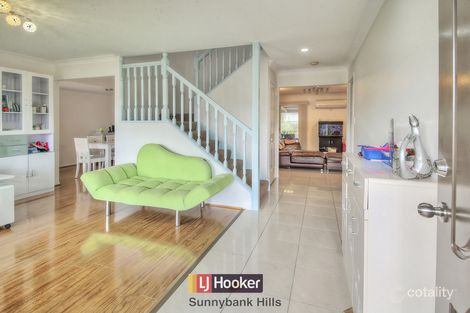 Property photo of 27 Karajini Crescent Parkinson QLD 4115