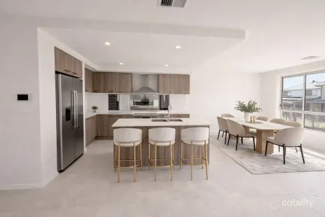 Property photo of 27 Gerygone Street Austral NSW 2179