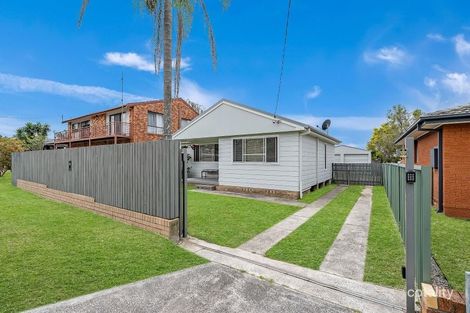 21 Arlington St, Gorokan, NSW 2263
