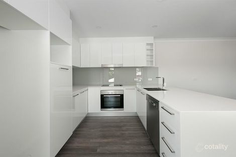 Property photo of 11/27 Newdegate Street Greenslopes QLD 4120