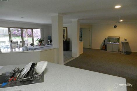 Property photo of 19 Christopher Place Sinnamon Park QLD 4073