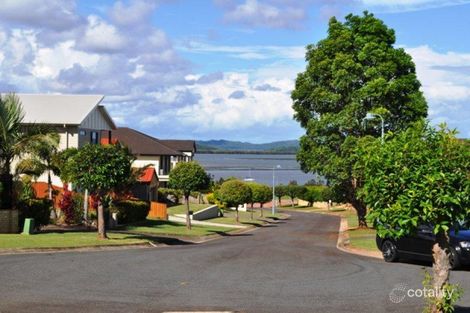 Property photo of 8 Waterfront Place Redland Bay QLD 4165