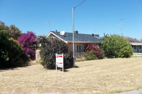 17 Churchill Ave, Dudley Park, WA 6210