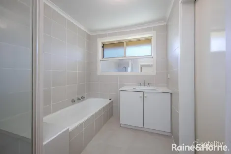 Property photo of 8 Morrow Road Gisborne VIC 3437