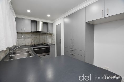 Property photo of 2 Peebles Street Endeavour Hills VIC 3802