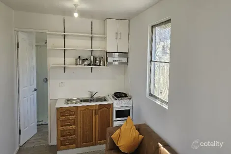 Property photo of 5 Westland Close Raby NSW 2566