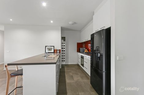 Property photo of 2/47 Race Street Flora Hill VIC 3550