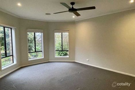 Property photo of 9 McIlwraith Court Berwick VIC 3806