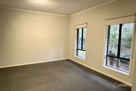 Property photo of 9 McIlwraith Court Berwick VIC 3806