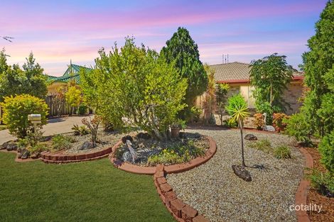 22 Kentia Cres, Banora Point, NSW 2486