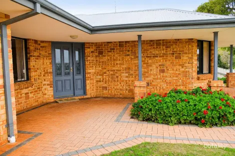 Property photo of 2 Eagle Place Northam WA 6401