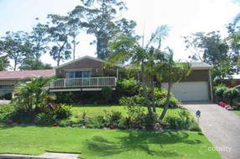 4 Poole Pl, Sunshine Bay, NSW 2536