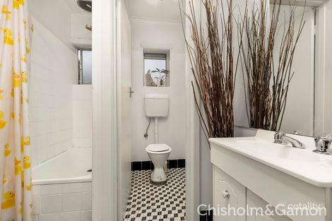 Property photo of 18/79 Ormond Road Elwood VIC 3184