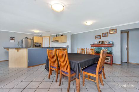 Property photo of 6 Katherine Crescent Craigmore SA 5114