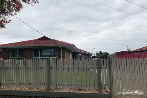 Property photo of 47 Finton Grove Gladstone Park VIC 3043