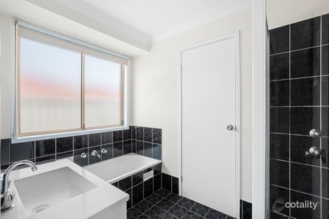 Property photo of 14 Nagle Crescent Blue Haven NSW 2262